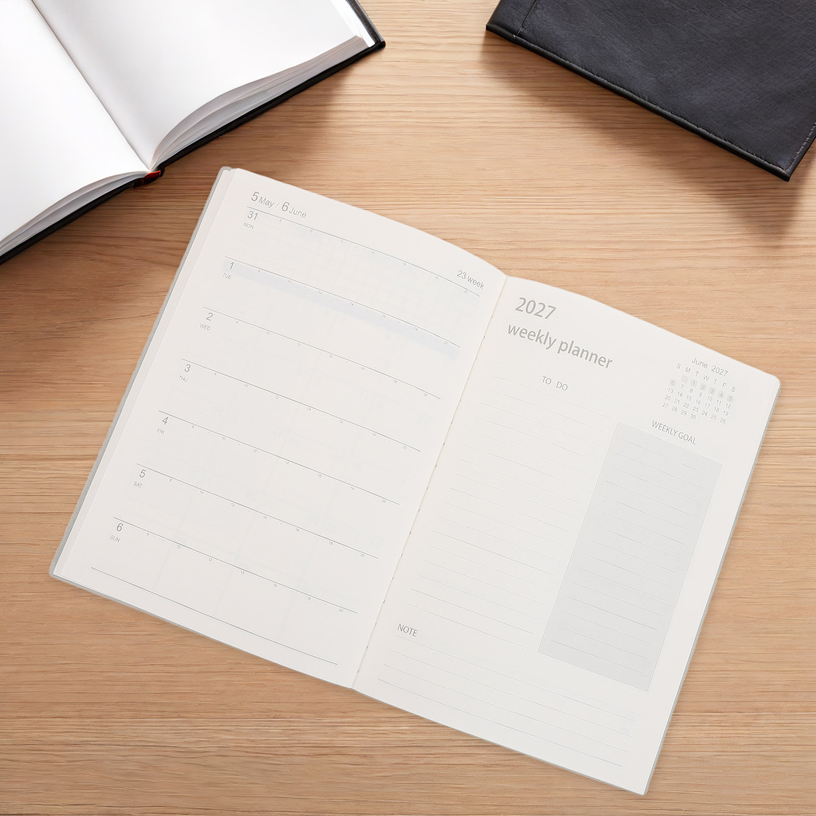 สมุดแพลนเนอร์มืออาชีพ ปี 2027  - Spiral Bound Grid Notebook A5 บทวิจารณ์และราคา
